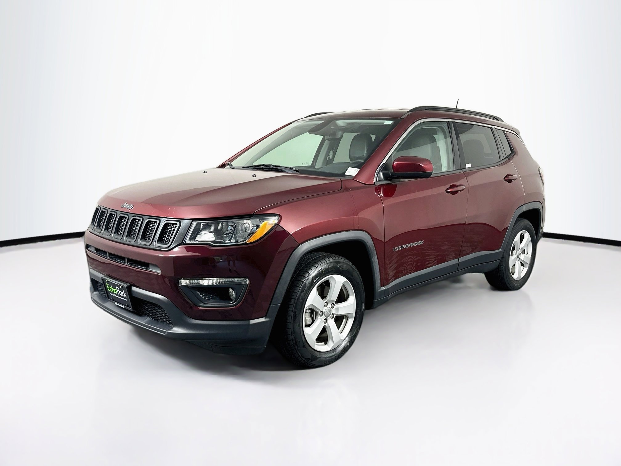 Used 2020 Jeep Compass Latitude FWD image 3