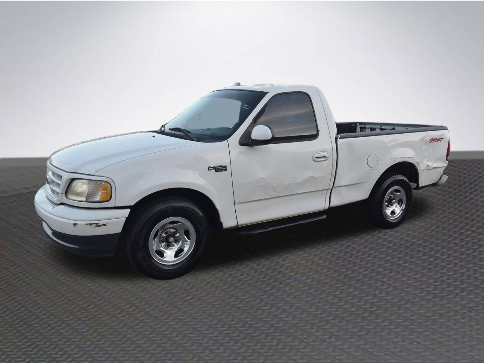 Used 1999 Ford F150 XL RWD image 2