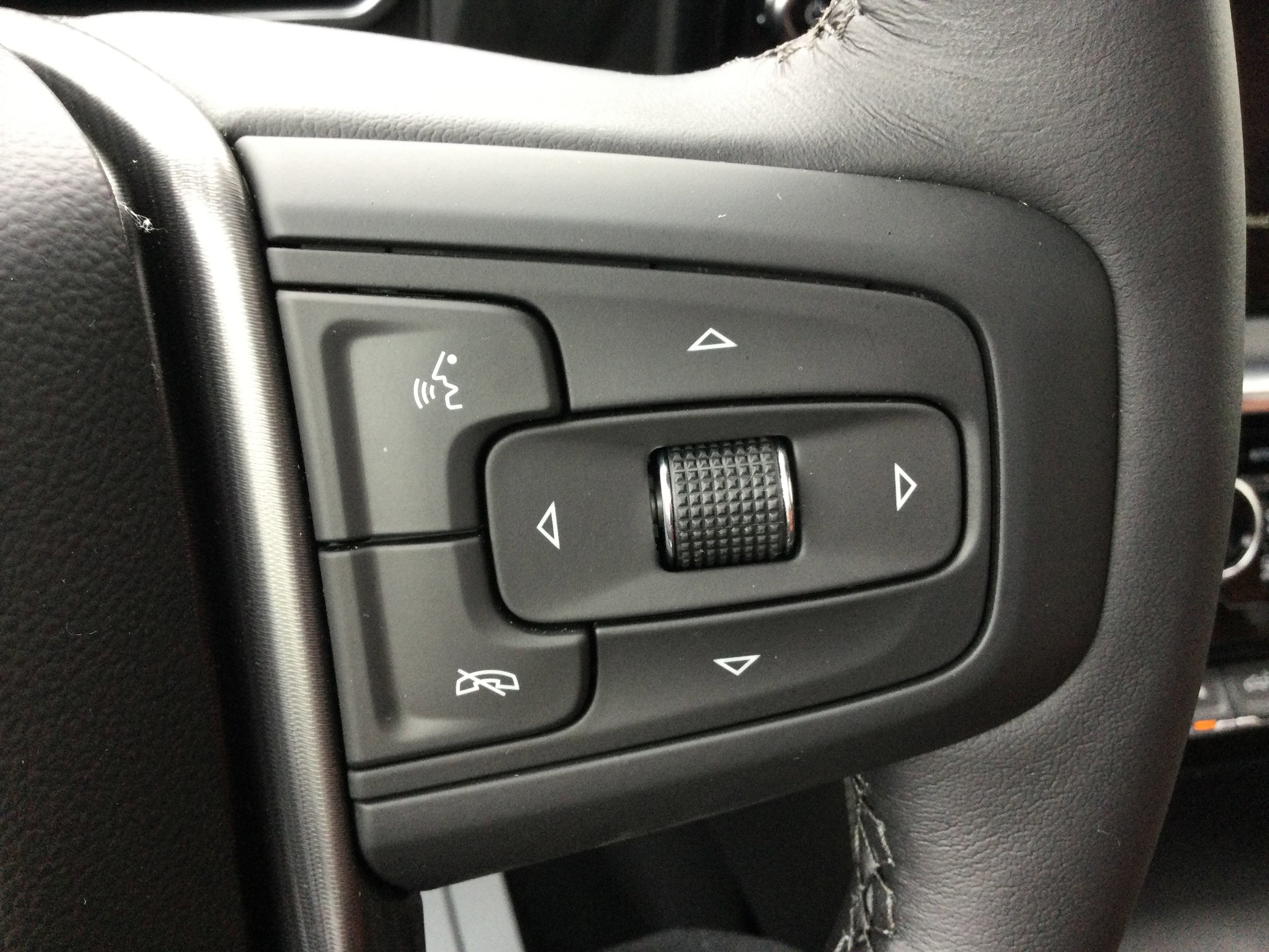 New 2026 GMC Sierra 3500 Denali Ultimate image 17