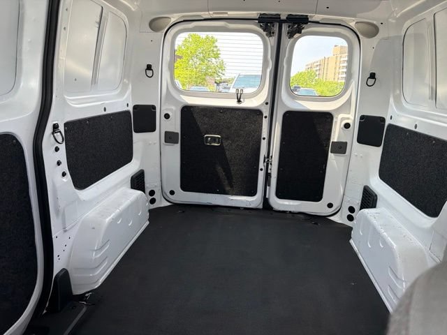 Used 2020 Nissan NV200 SV w/ Back Door Glass Package FWD image 16