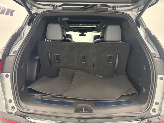 Used 2023 Buick Enclave Essence w/ Experience Buick Package FWD image 27