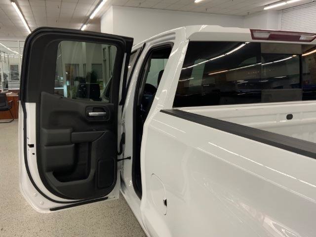 Used 2019 Chevrolet Silverado 1500 LT w/ Convenience Package AWD/4WD image 31