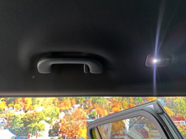 Used 2023 Jeep Grand Cherokee L Laredo image 42