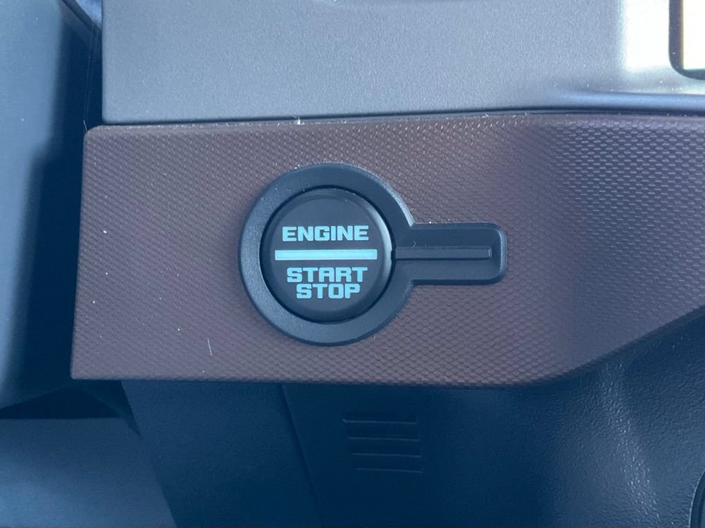 Used 2023 Ford Bronco Outer Banks AWD/4WD image 21