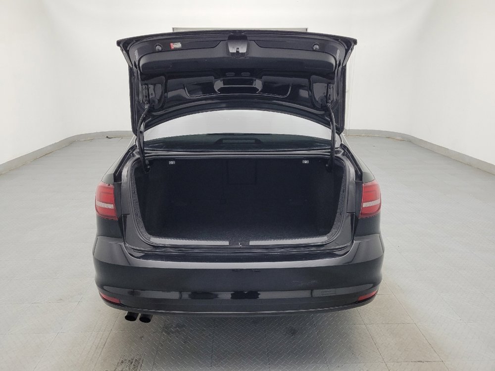 Used 2016 Volkswagen Jetta Sport w/ Lighting Package image 29