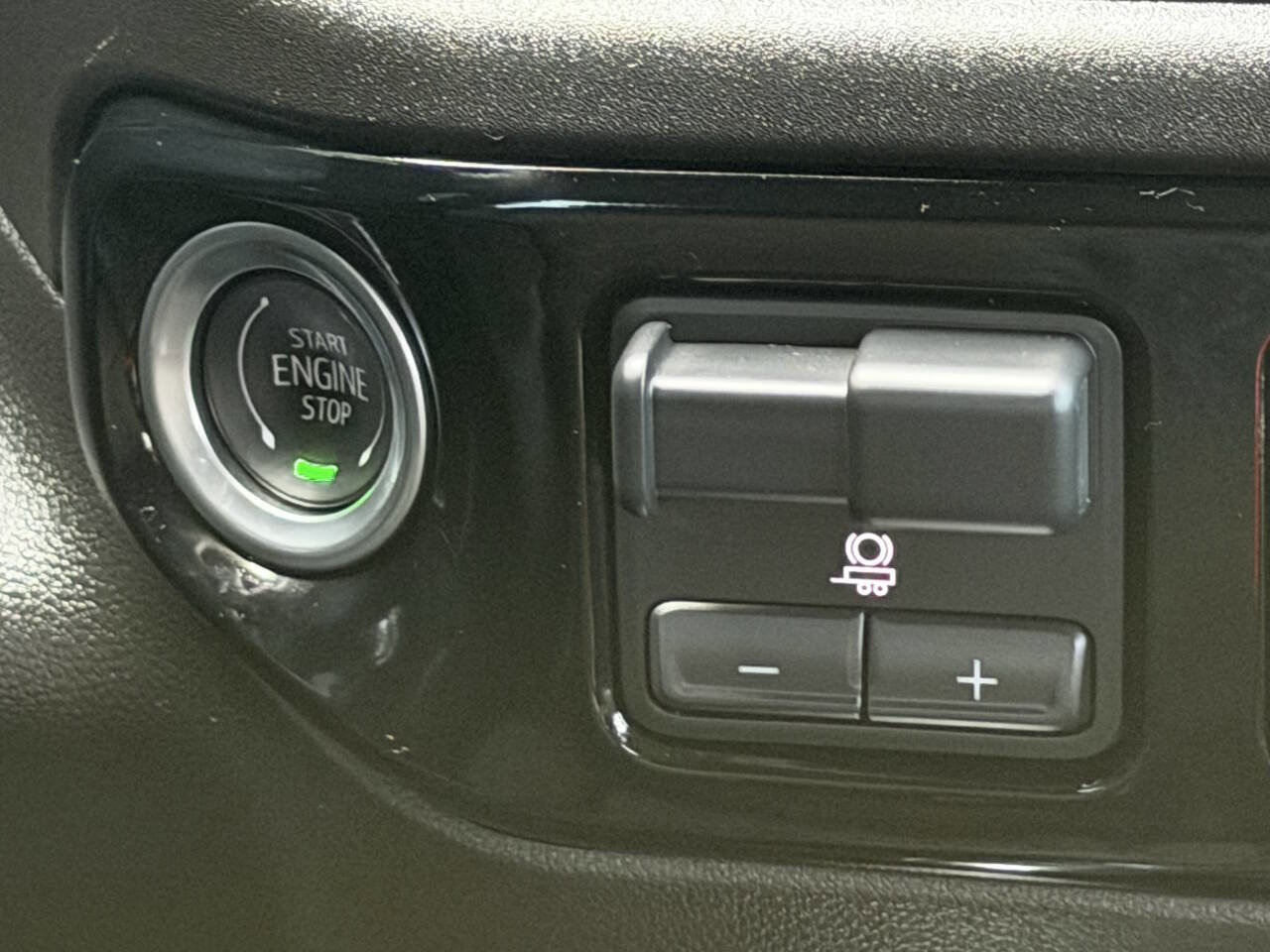 Used 2024 Chevrolet Silverado 1500 RST w/ Rally Edition image 29