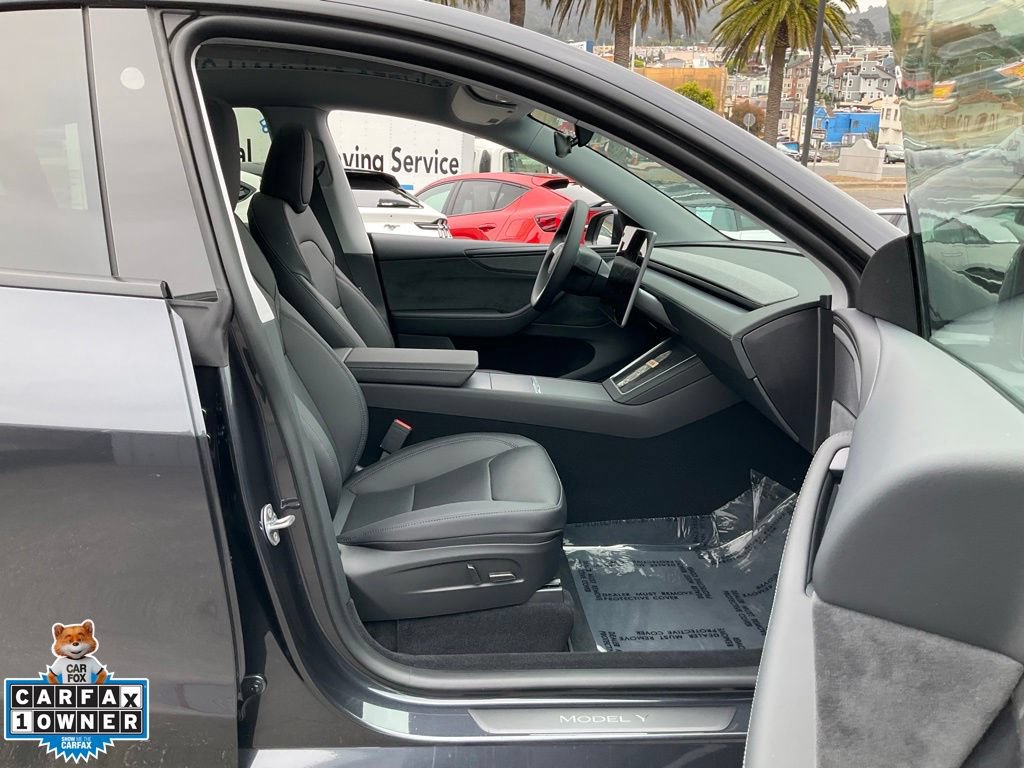 Used 2026 Tesla Model Y AWD image 66