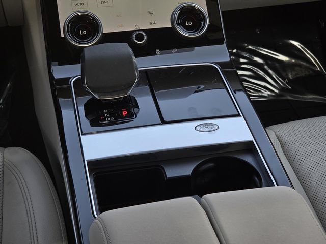Used 2022 Land Rover Range Rover Velar R-Dynamic S AWD/4WD image 9