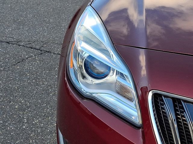 Used 2016 Buick Regal AWD image 11