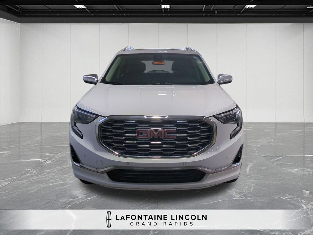 Used 2020 GMC Terrain Denali w/ Denali Premium Package image 8