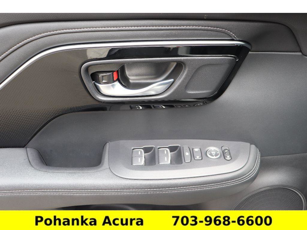 Certified 2025 Acura ADX Base image 25