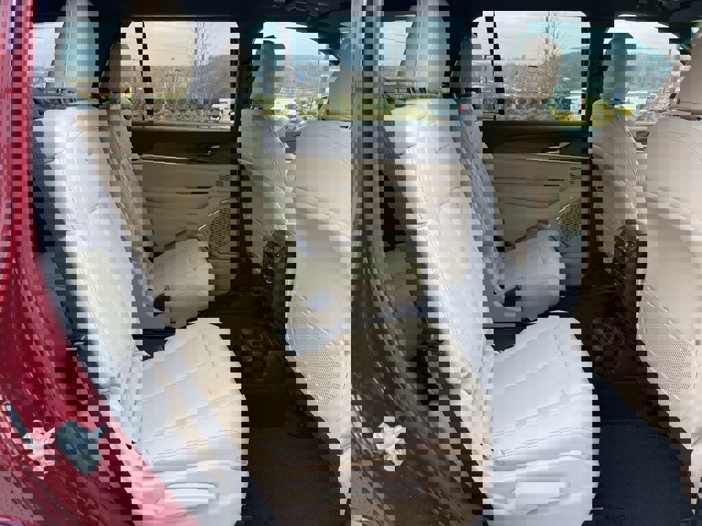 New 2026 Jeep Grand Cherokee L Limited image 24