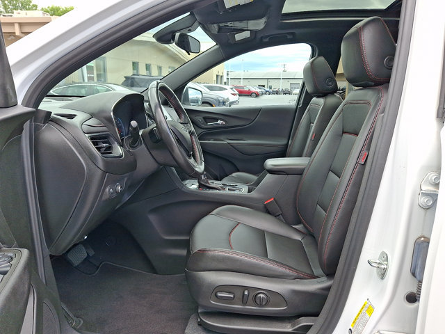 Used 2022 Chevrolet Equinox RS w/ RS Leather Package AWD/4WD image 13