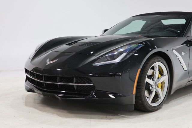 Used 2014 Chevrolet Corvette Stingray Convertible w/ 2LT Preferred Equipment Group RWD image 4