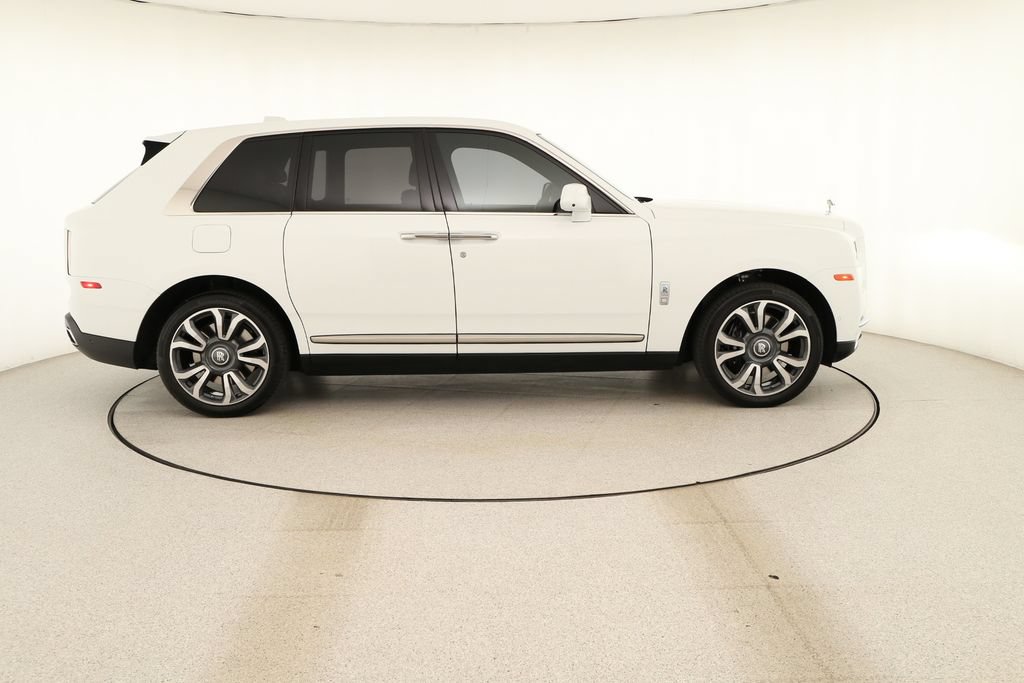 Used 2024 Rolls-Royce Cullinan w/ Cullinan Package AWD/4WD image 8