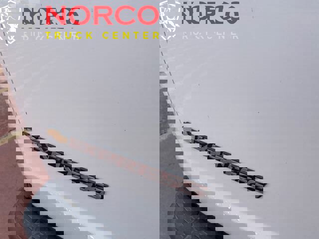 Used 2018 Chevrolet Express 3500 Extended w/ Driver Convenience Package image 9