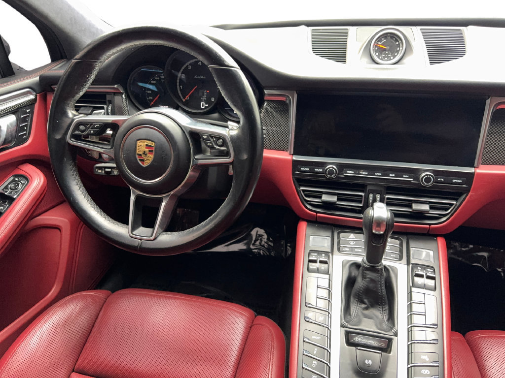 Used 2021 Porsche Macan Turbo AWD/4WD image 54
