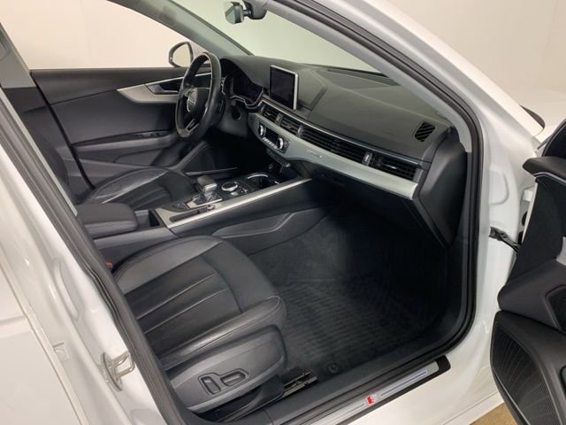 Used 2017 Audi A4 2.0T Premium Plus image 39