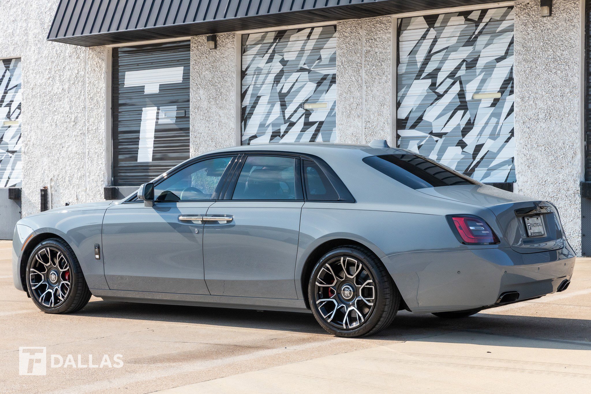 Used 2023 Rolls-Royce Ghost Black Badge w/ Black Badge Ghost Package image 12