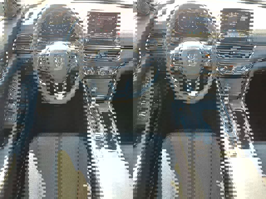 Used 2018 Honda Accord EX image 21