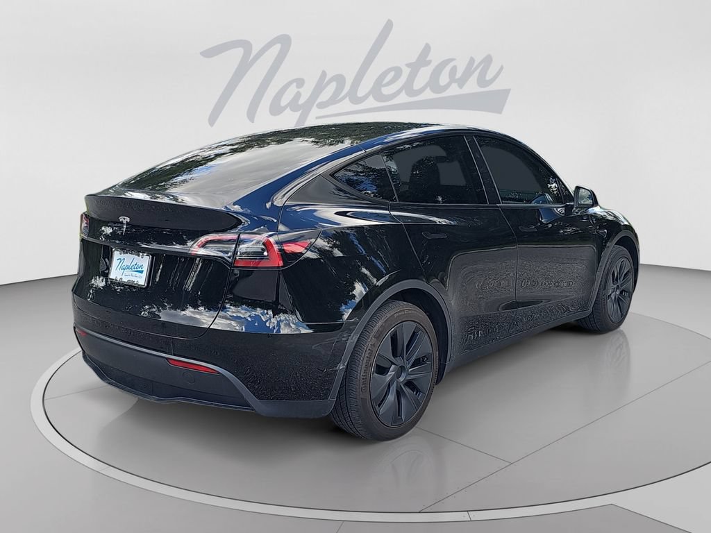 Used 2025 Tesla Model Y Long Range RWD image 6