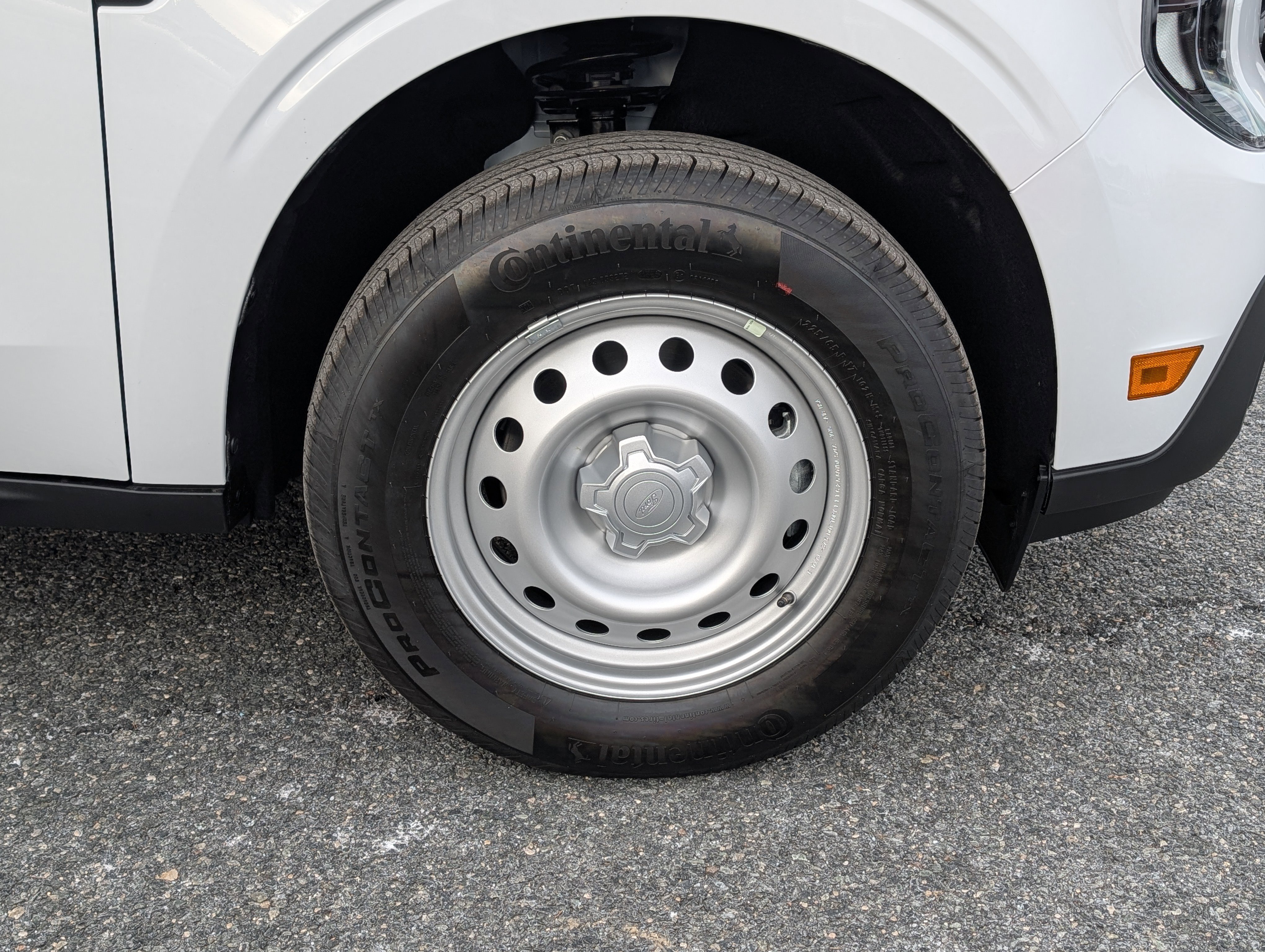 New 2026 Ford Maverick XL image 5