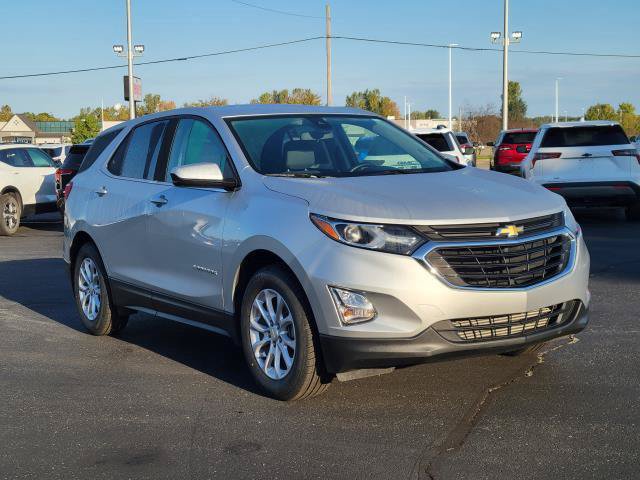 Used 2020 Chevrolet Equinox LT w/ Driver Convenience Package FWD image 2