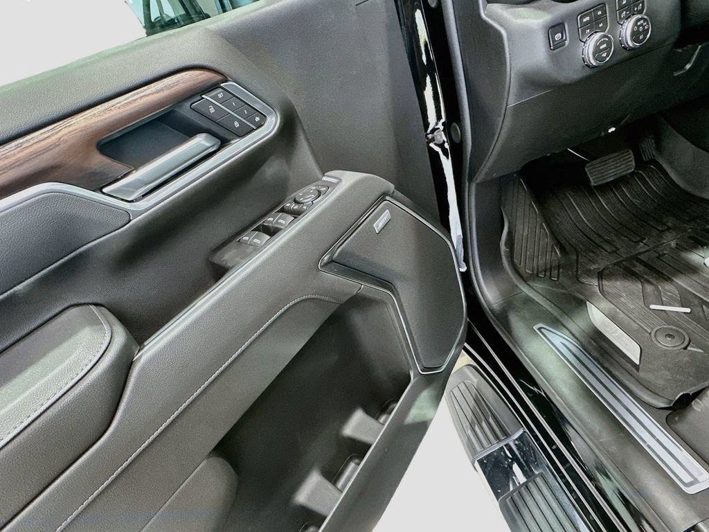 New 2026 GMC Sierra 2500 SLT w/ SLT Convenience Package AWD/4WD image 19