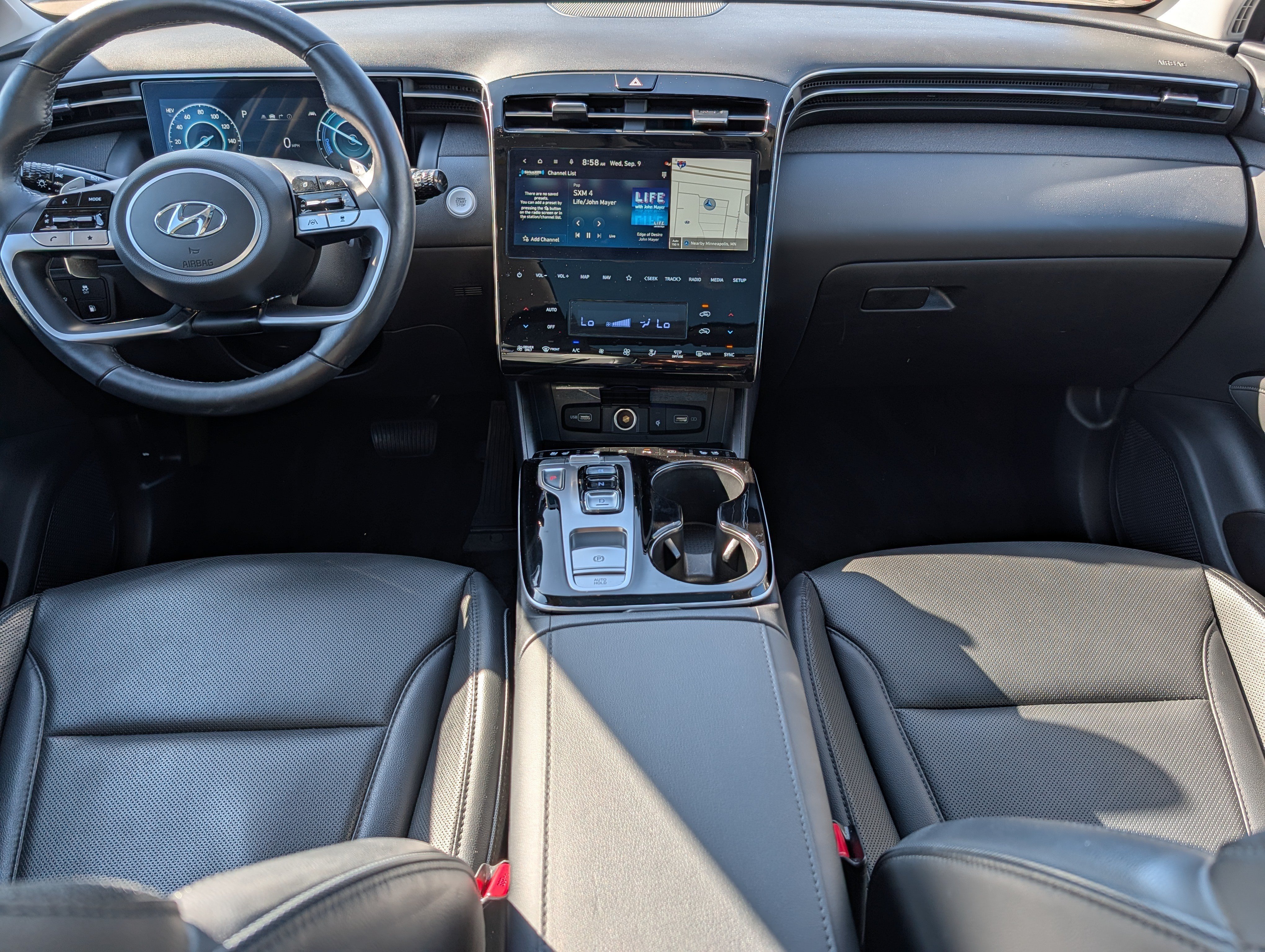 Certified 2024 Hyundai Tucson Limited AWD/4WD image 10
