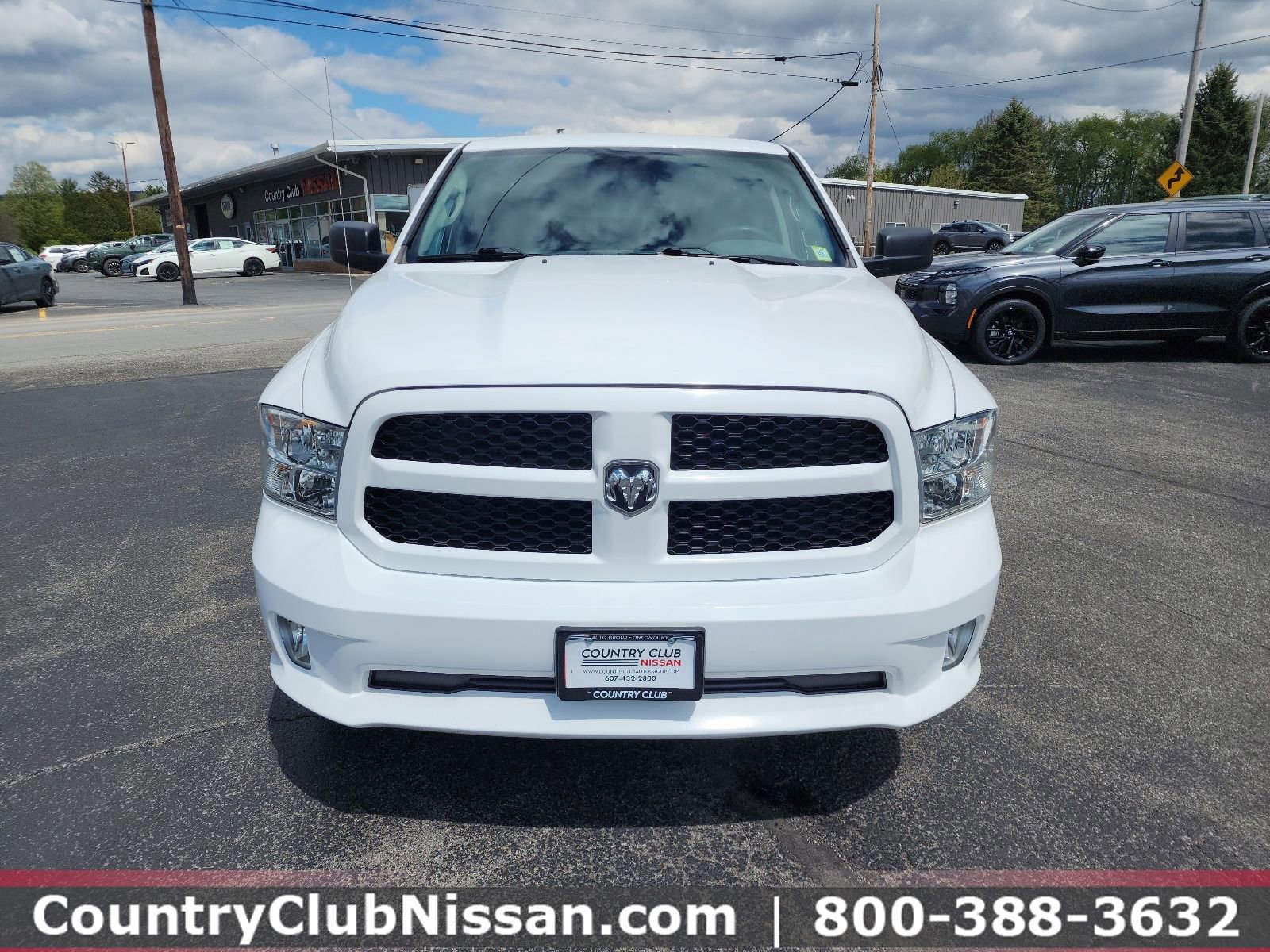 Used 2018 RAM 1500 Express AWD/4WD image 3