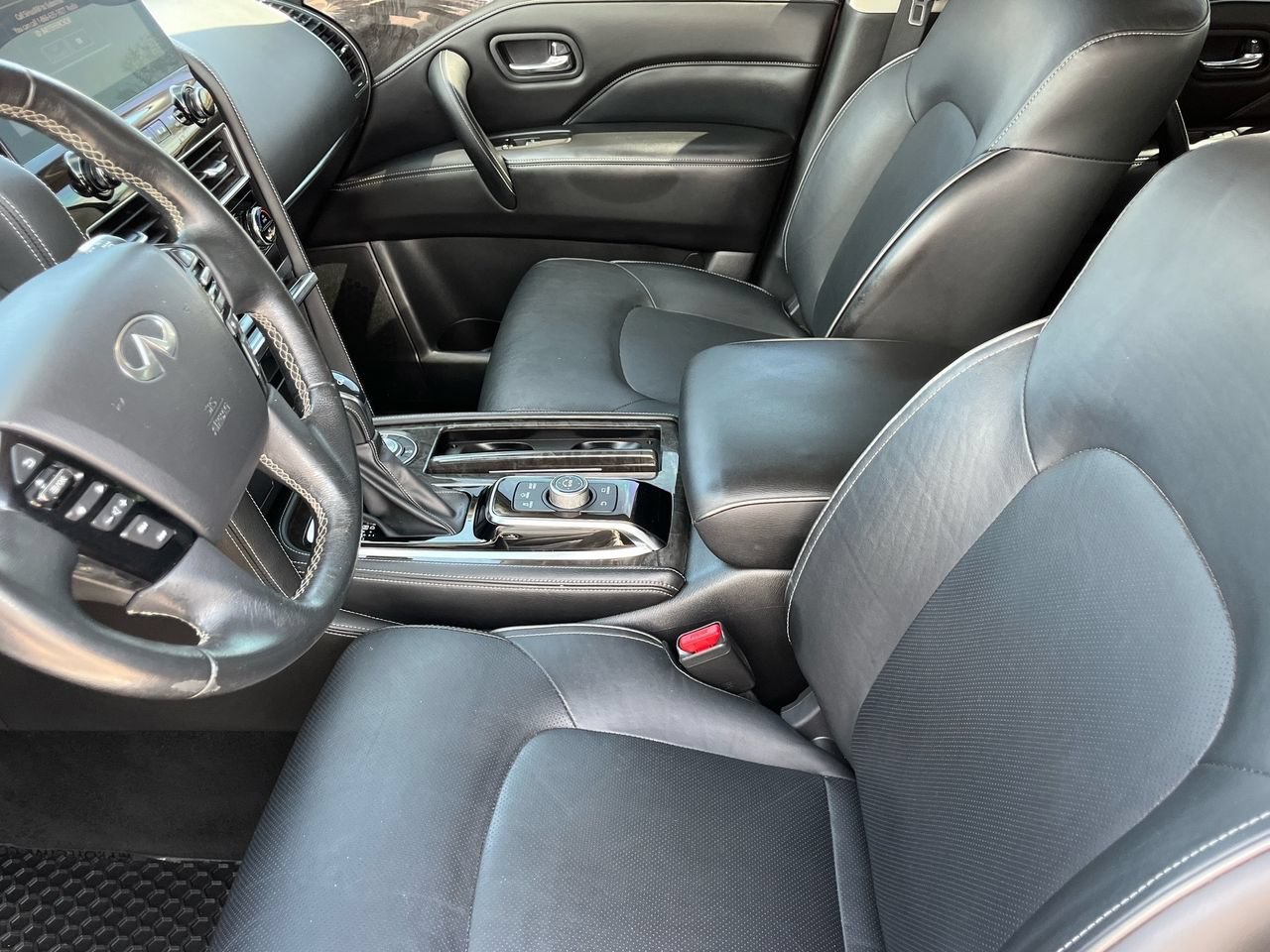 Certified 2023 INFINITI QX80 Luxe w/ All-Season Package RWD image 17