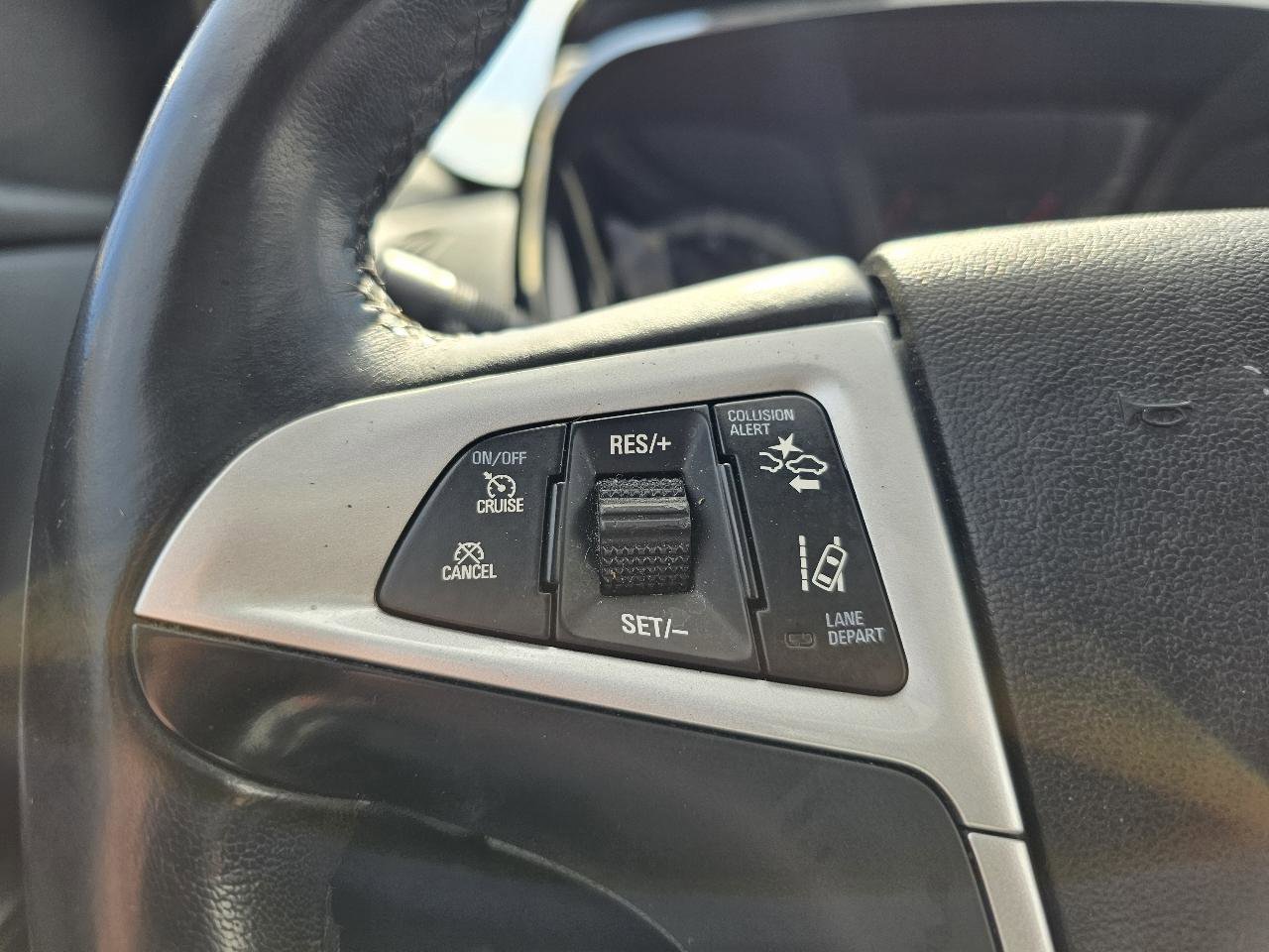 Used 2015 GMC Terrain SLT w/ LPO, Protection Package image 13