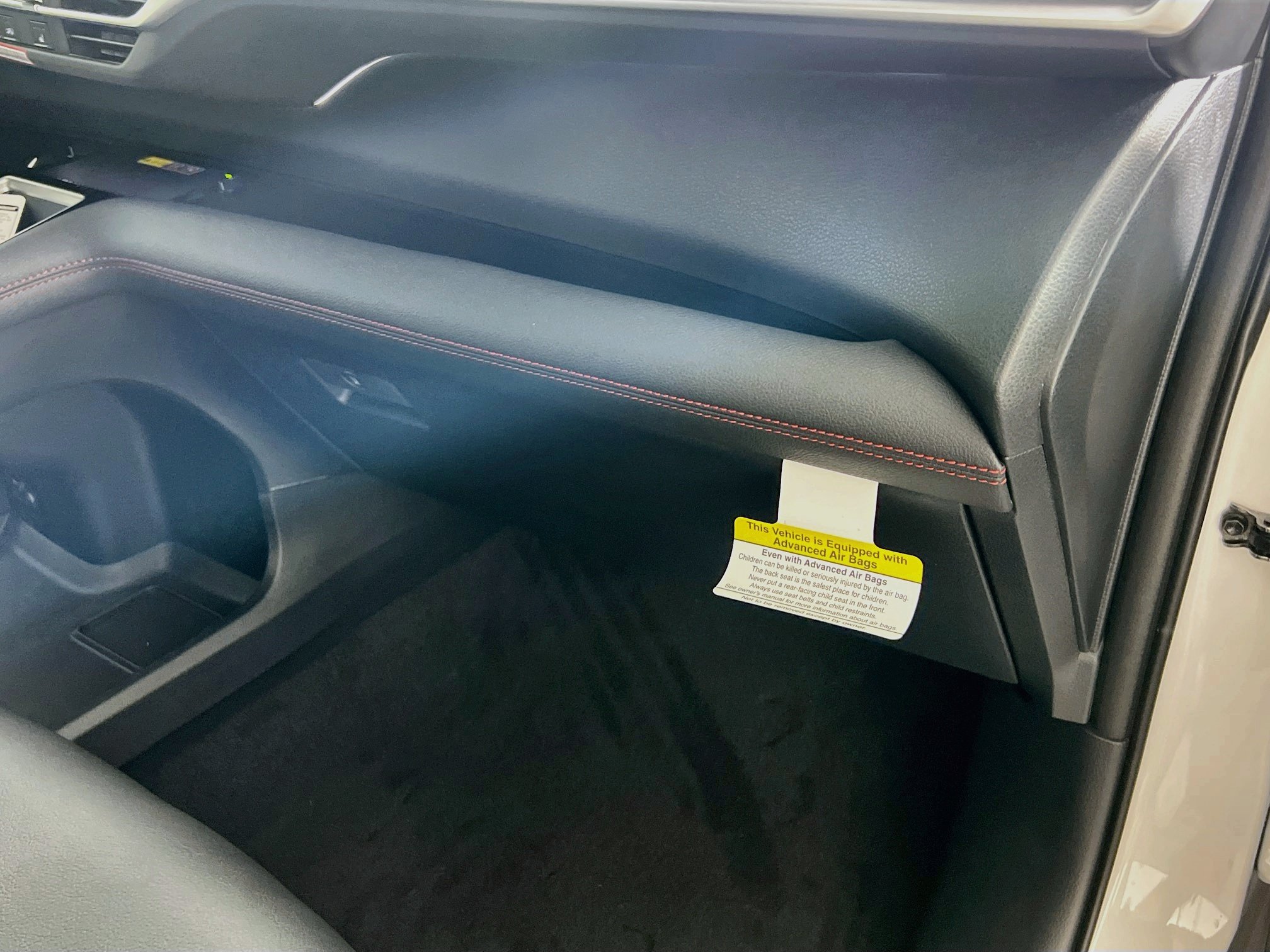 New 2026 Toyota Sienna XSE FWD image 33