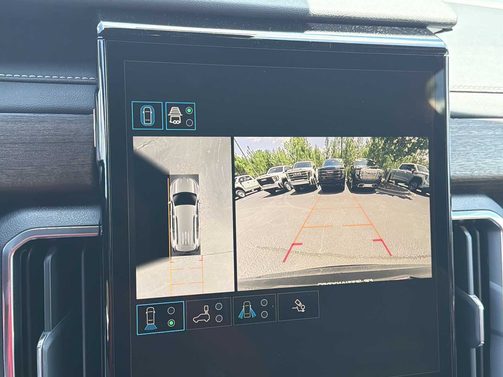 New 2026 GMC Acadia Denali Ultimate FWD image 5