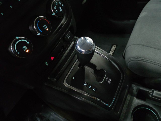 Used 2015 Jeep Patriot Sport w/ Power Value Group FWD image 24