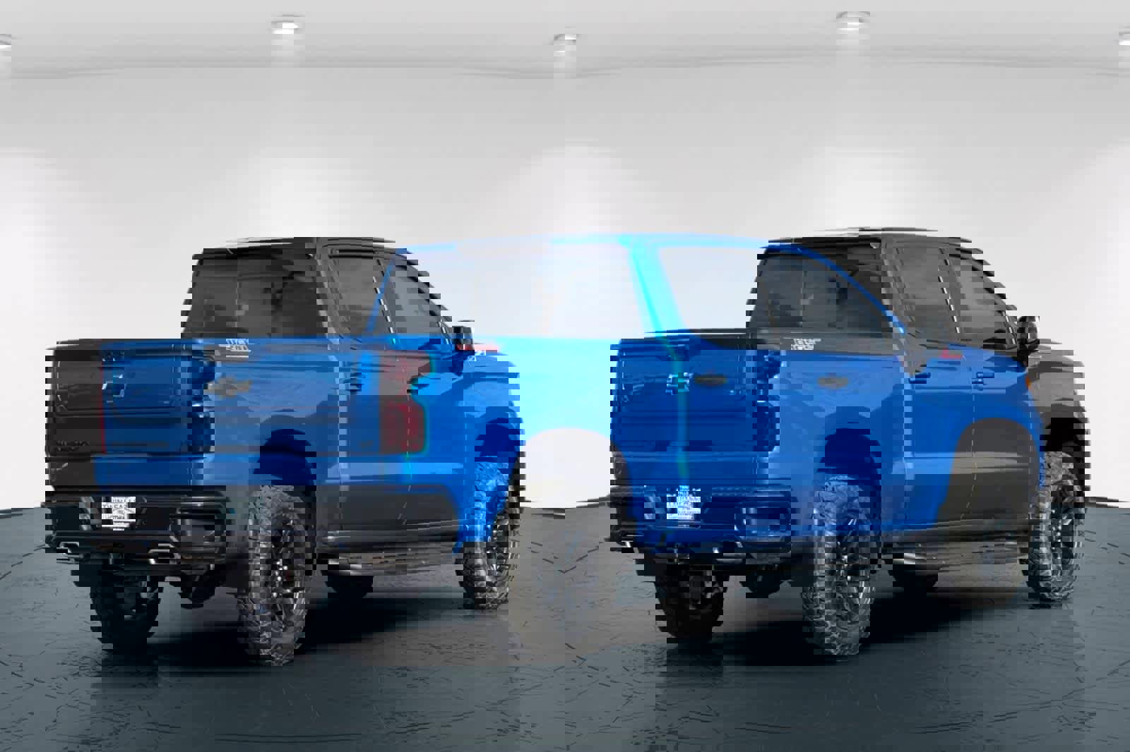 Used 2022 Chevrolet Silverado 1500 LT Trail Boss w/ LT Trail Boss Premium Package image 2