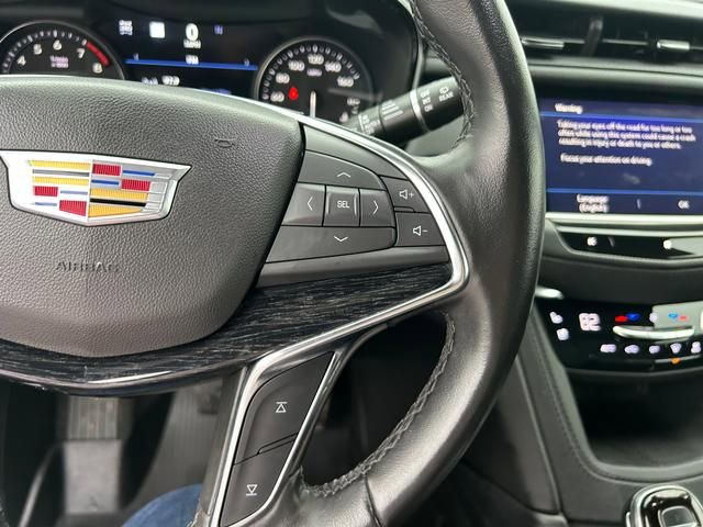 Used 2021 Cadillac XT5 Premium Luxury image 18