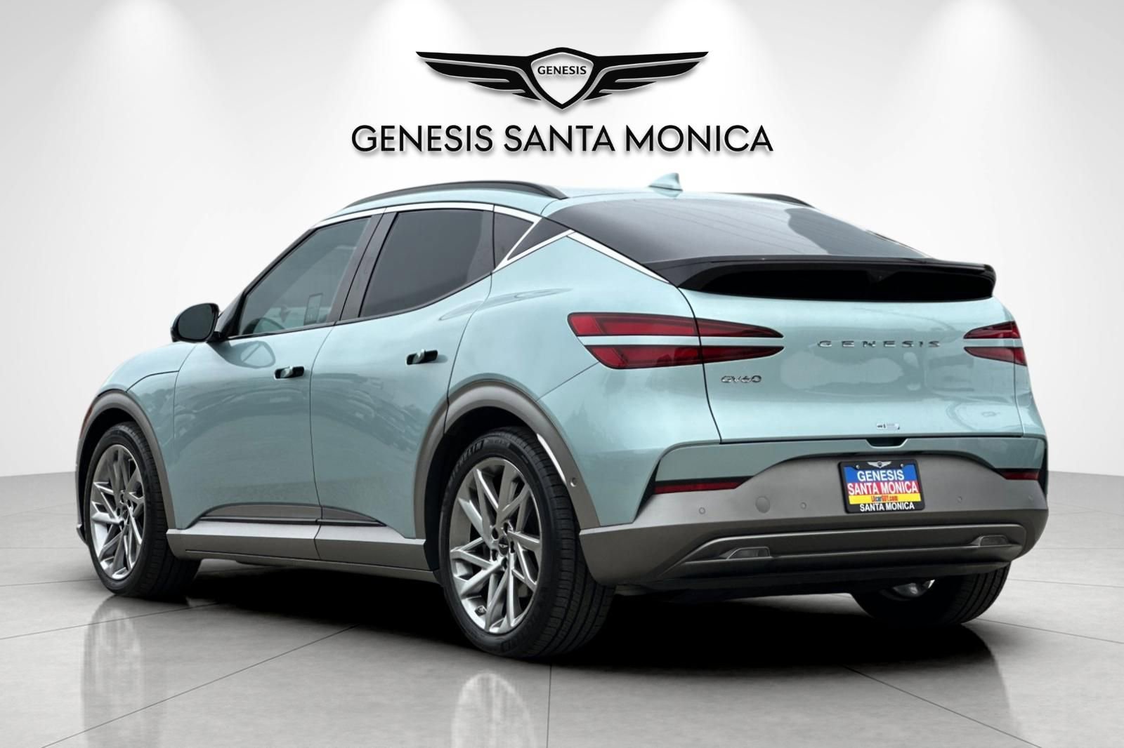 Used 2023 Genesis GV60 Advanced image 8