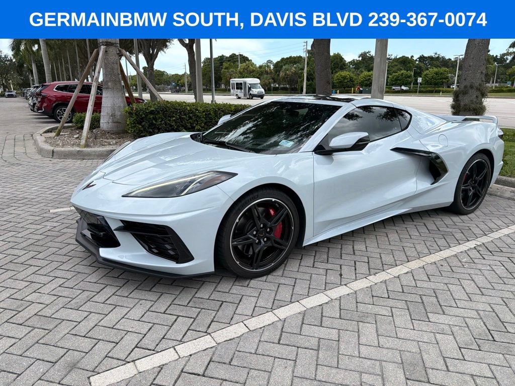 Used 2020 Chevrolet Corvette Stingray Preferred Cpe w/ 2LT Preferred Equipment Group RWD image 3