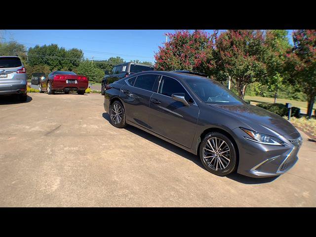 Certified 2023 Lexus ES 350 w/ Premium Package FWD image 2
