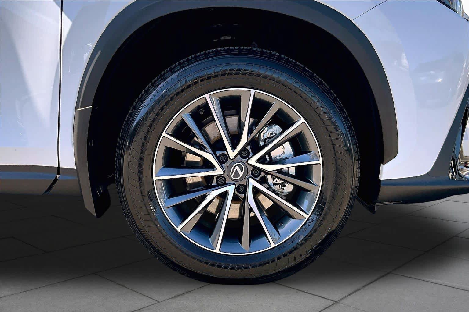 Used 2026 Lexus NX 350h AWD w/ Accessory Package (2T) image 10