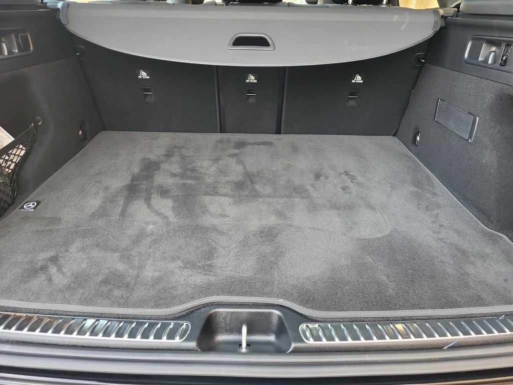 Certified 2025 Mercedes-Benz GLC 43 AMG 4MATIC image 31