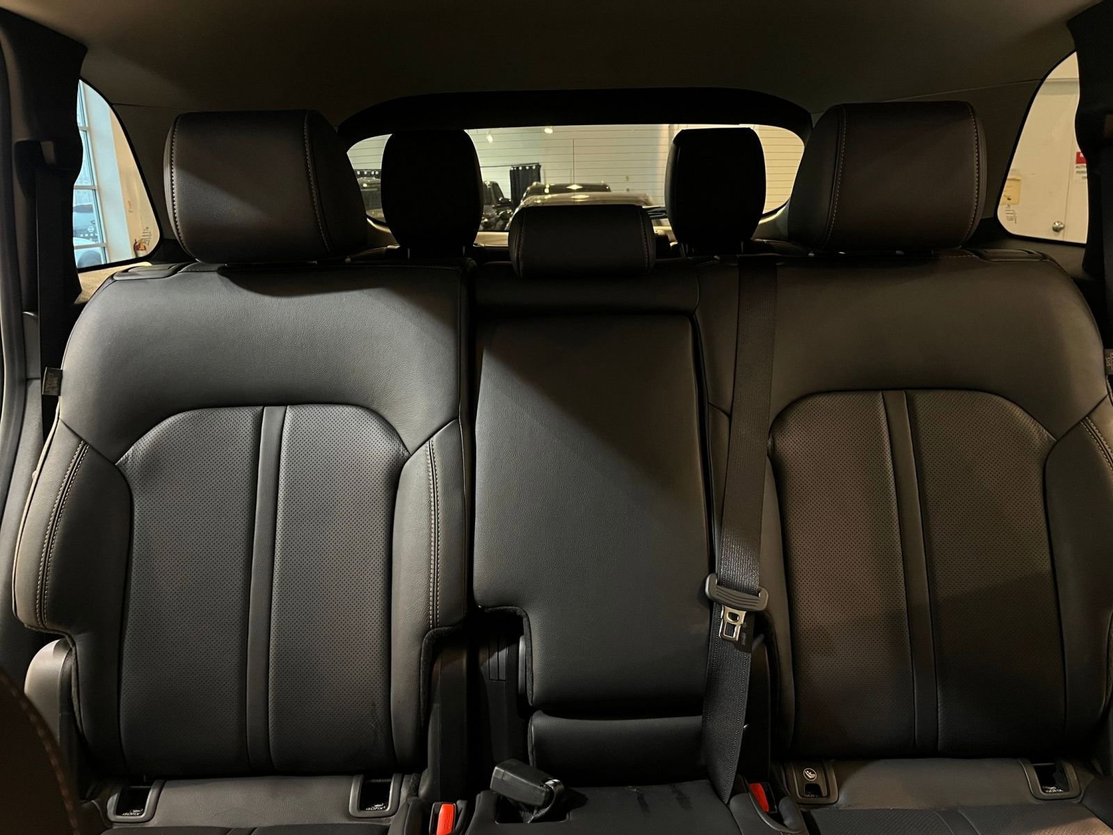 Used 2025 MAZDA CX-90 3.3 Turbo w/ Preferred Package image 39