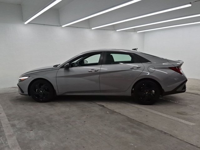 Used 2026 Hyundai Elantra SEL Sport Premium FWD image 9
