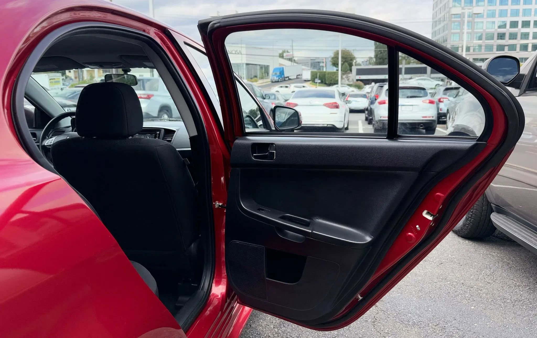 Used 2016 Mitsubishi Lancer AWD Sedan image 28