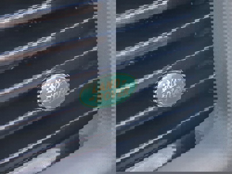 Used 2002 Land Rover Range Rover HSE image 14