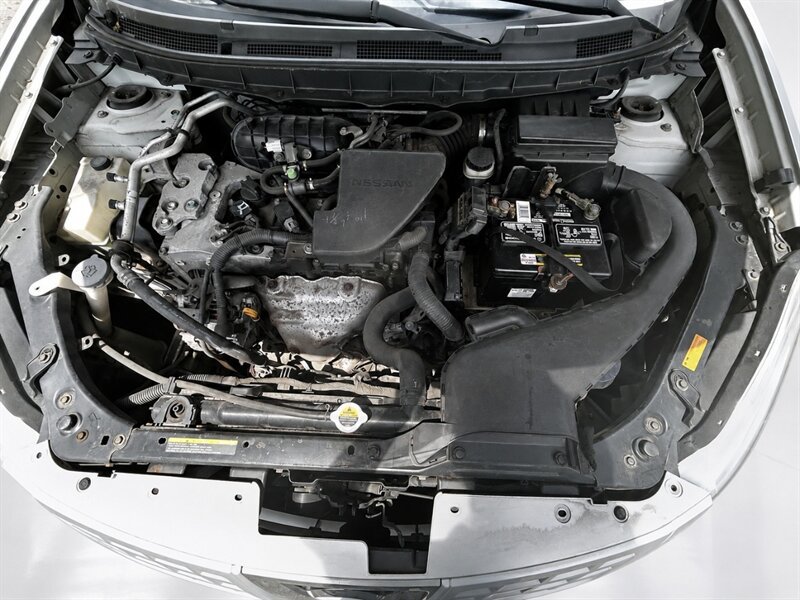 Used 2009 Nissan Rogue SL w/ Premium Pkg AWD/4WD image 17