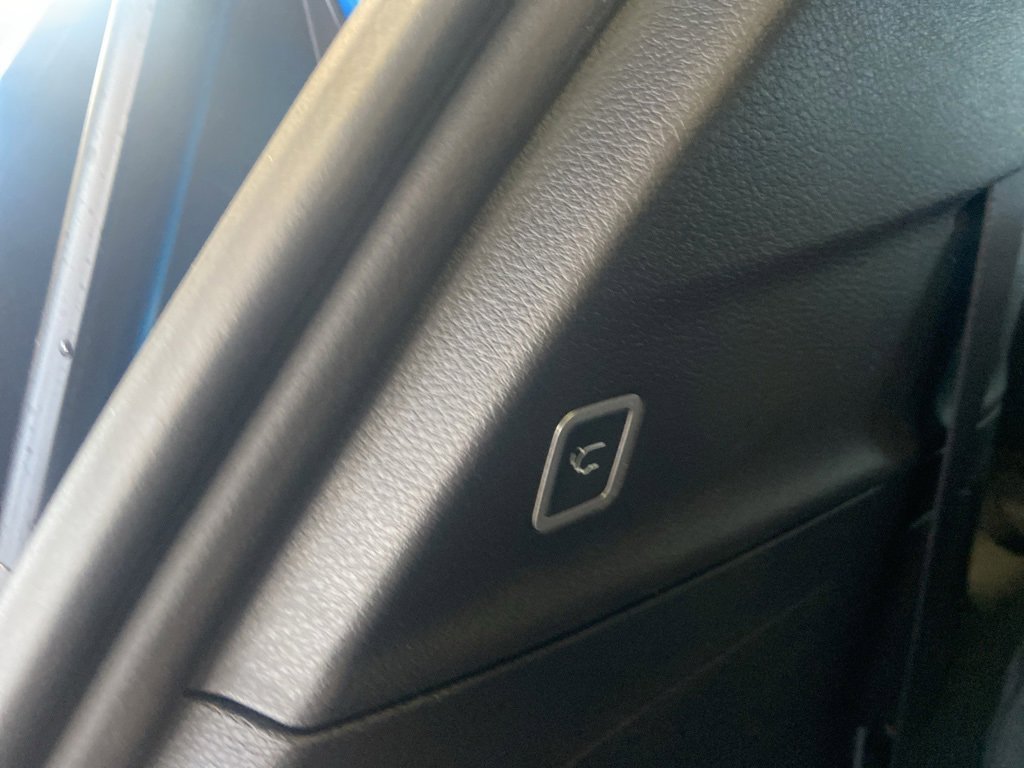 New 2026 Chrysler Pacifica Select image 12