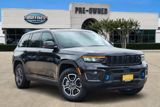Certified 2023 Jeep Grand Cherokee Trailhawk w/ Advanced Protech Group II AWD/4WD image 1