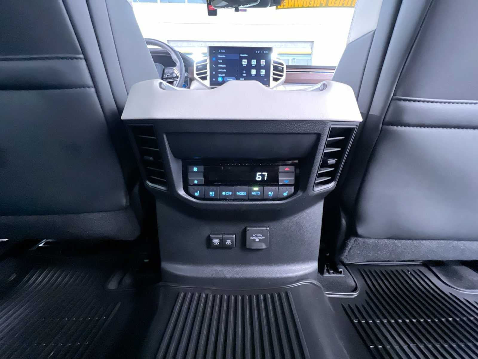 Used 2023 Toyota Sequoia Capstone AWD/4WD image 37